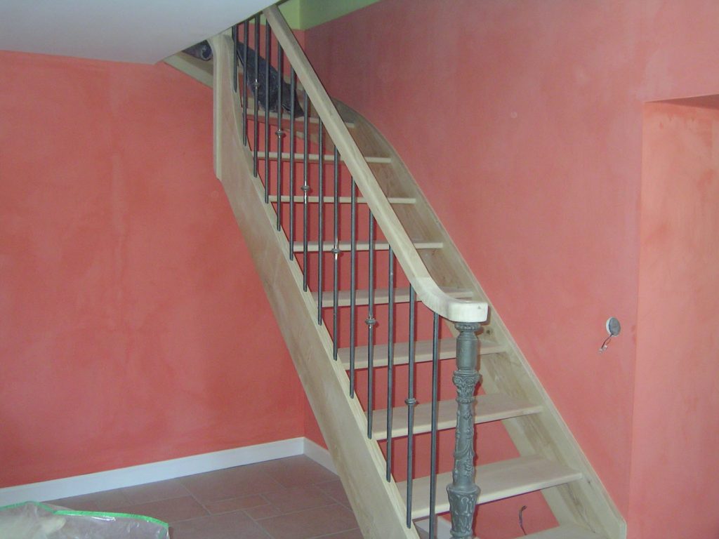 escalier en bois et métal